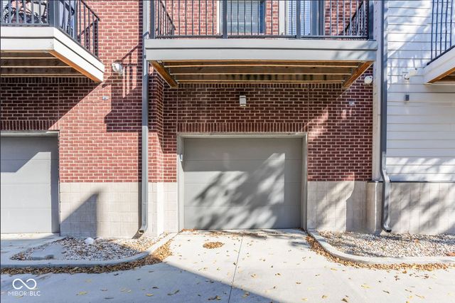 805 Bates Street, Indianapolis, IN 46202