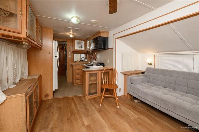 215 S Valley View Road 227, Donna, TX 78537