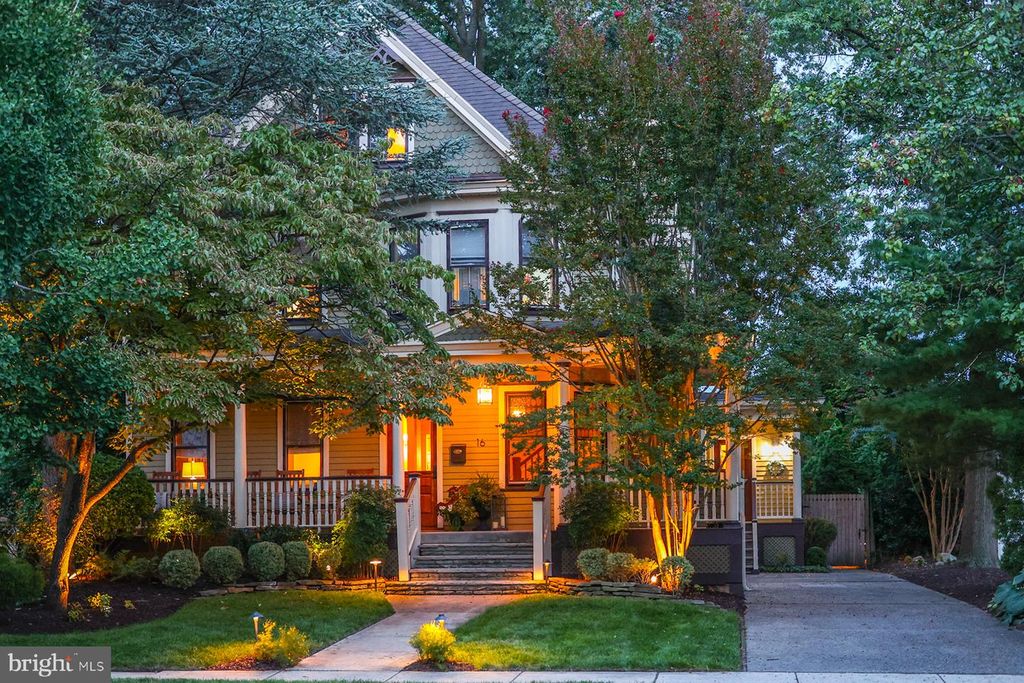 16 E STILES AVE, COLLINGSWOOD, NJ 08108 — exterior