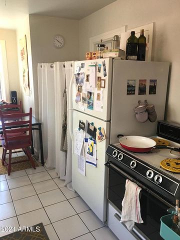 2201 N Edgemere Street, Phoenix, AZ 85006