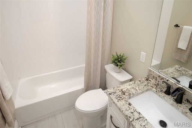 2307 S 11th Street, St Louis, MO 63104