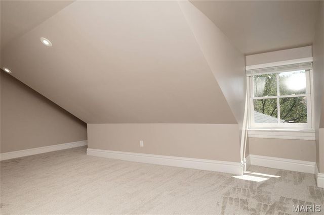 2307 S 11th Street, St Louis, MO 63104