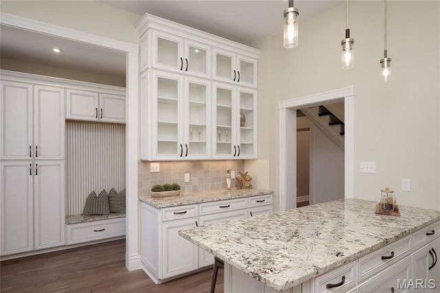 2307 S 11th Street, St Louis, MO 63104