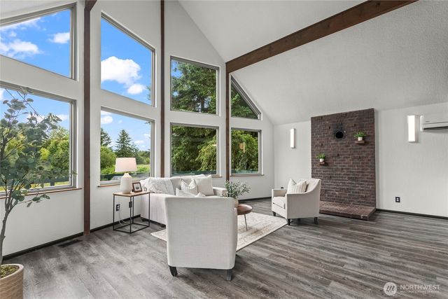11818 193rd Avenue E, Bonney Lake, WA 98391