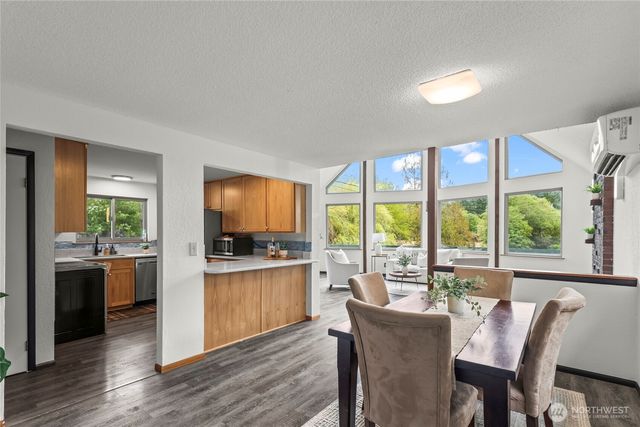 11818 193rd Avenue E, Bonney Lake, WA 98391