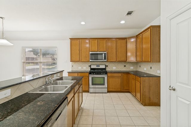 2213 Willow Creek Drive, Little Elm, TX 75068