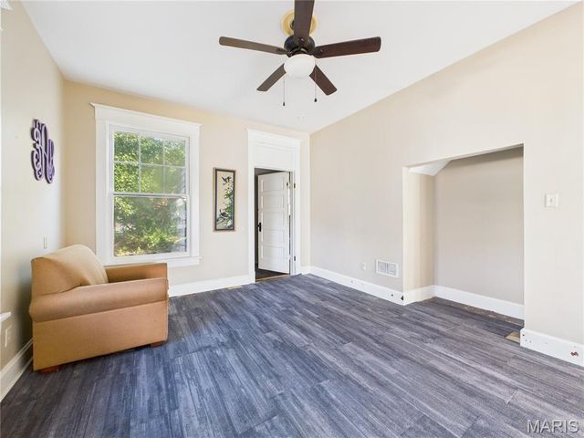 114 W North Street, Sikeston, MO 63801