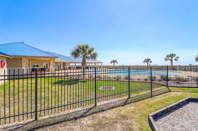 3204 Camp Hulen Drive, Palacios, TX 77465