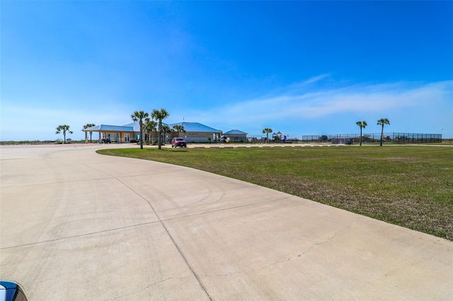 3204 Camp Hulen Drive, Palacios, TX 77465