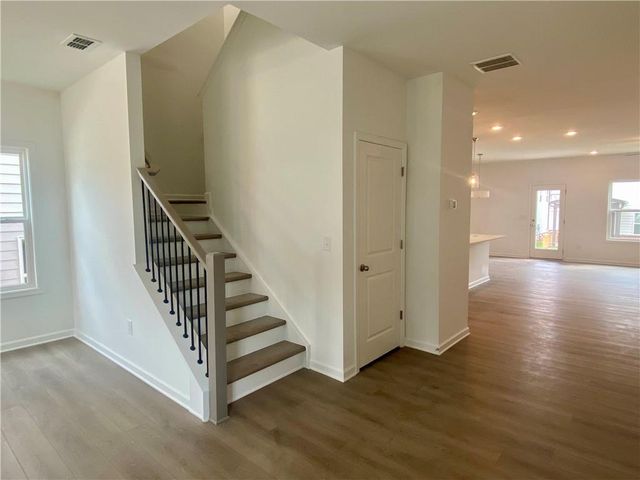 5344 Frontier Court, Flowery Branch, GA 30542
