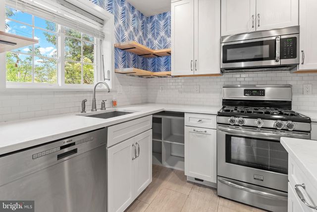 3420 MARTHA CUSTIS DR, Alexandria, VA 22302