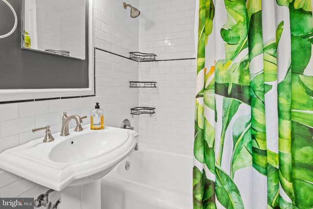 3420 MARTHA CUSTIS DR, Alexandria, VA 22302