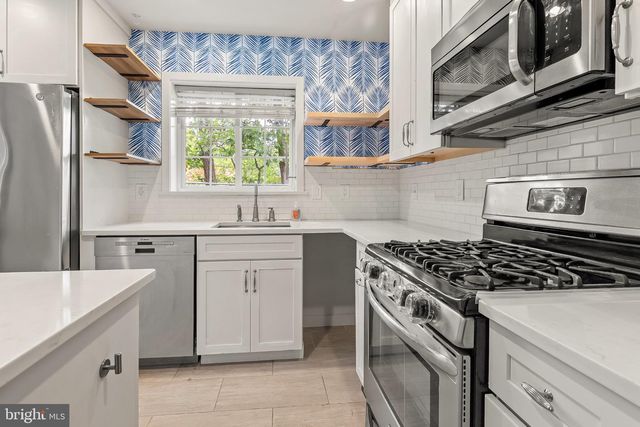 3420 MARTHA CUSTIS DR, Alexandria, VA 22302