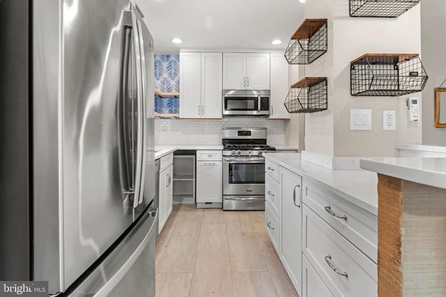3420 MARTHA CUSTIS DR, Alexandria, VA 22302