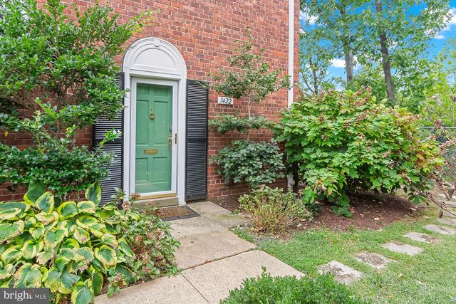 3420 MARTHA CUSTIS DR, Alexandria, VA 22302