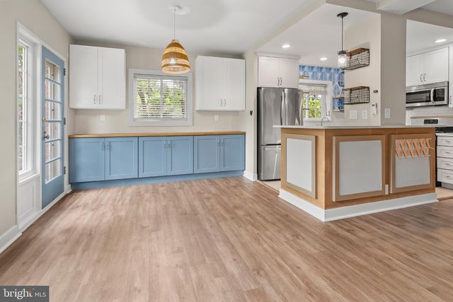 3420 MARTHA CUSTIS DR, Alexandria, VA 22302