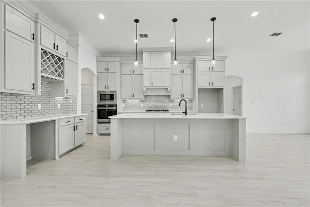 101 Sapphire St, Portland, TX 78374