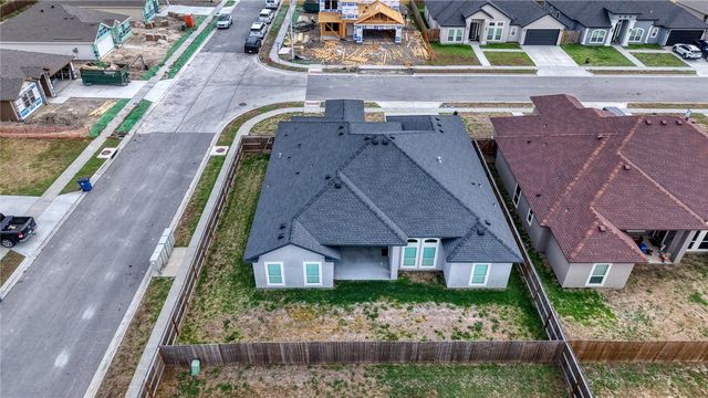 101 Sapphire St, Portland, TX 78374