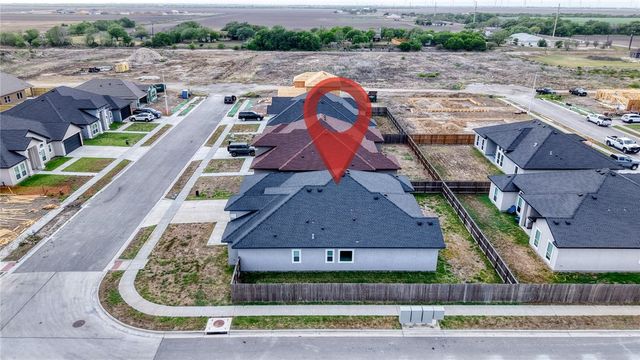 101 Sapphire St, Portland, TX 78374