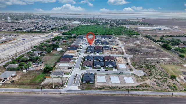 101 Sapphire St, Portland, TX 78374