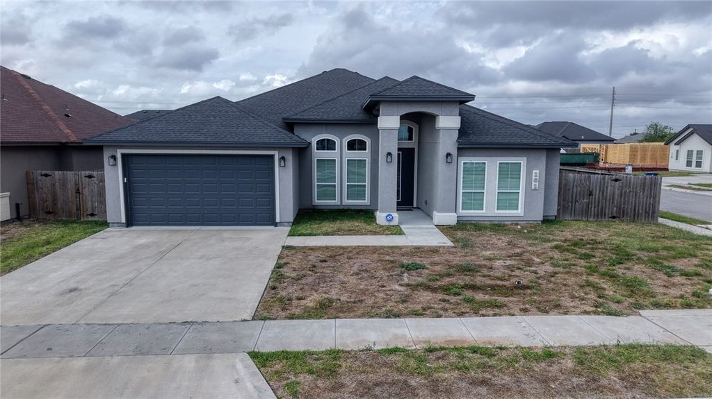 101 Sapphire St, Portland, TX 78374