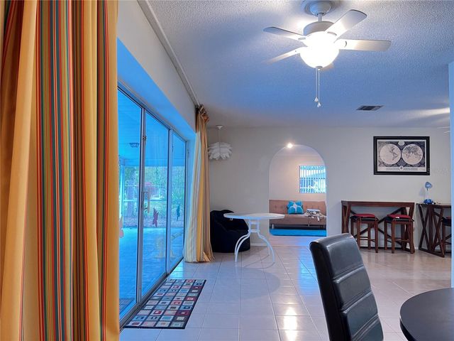 1310 SE 43RD TERRACE, Cape Coral, FL 33904