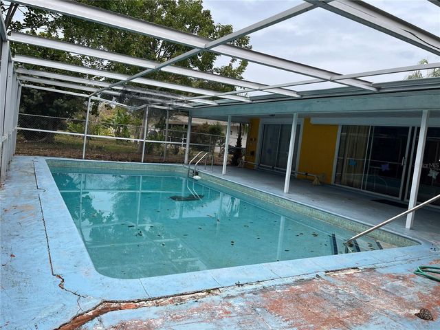 1310 SE 43RD TERRACE, Cape Coral, FL 33904