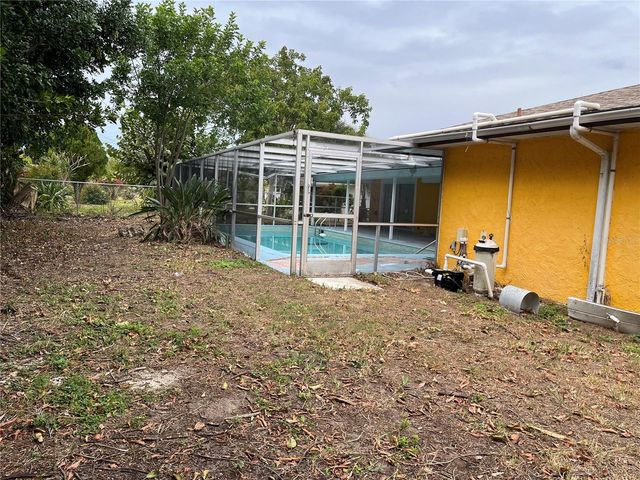 1310 SE 43RD TERRACE, Cape Coral, FL 33904