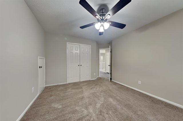 5322 Willow Knoll Court, Houston, TX 77345
