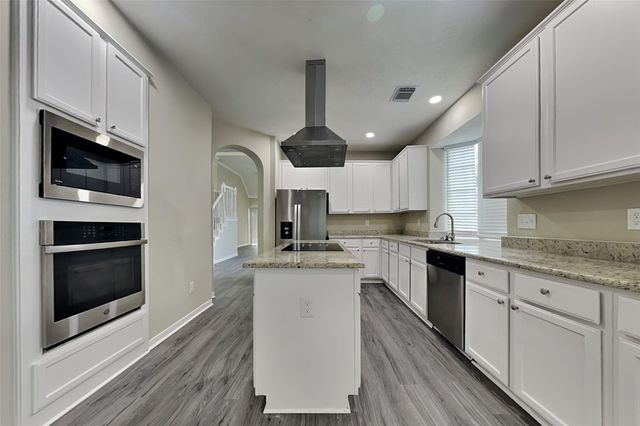 5322 Willow Knoll Court, Houston, TX 77345