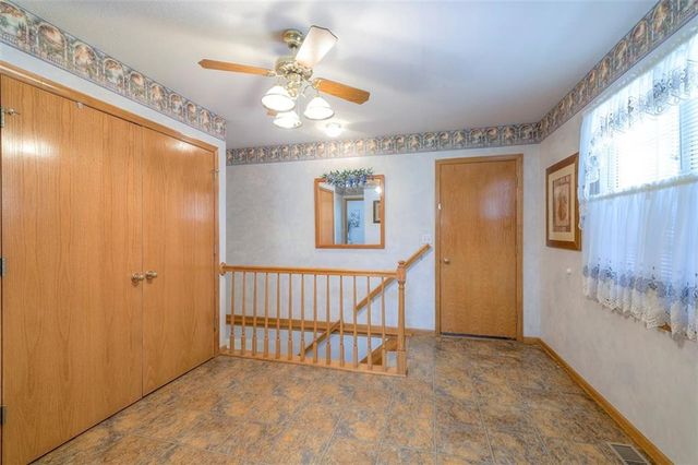 701 16th Avenue S, Greenwood, MO 64034