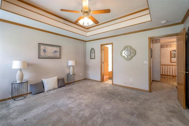 701 16th Avenue S, Greenwood, MO 64034