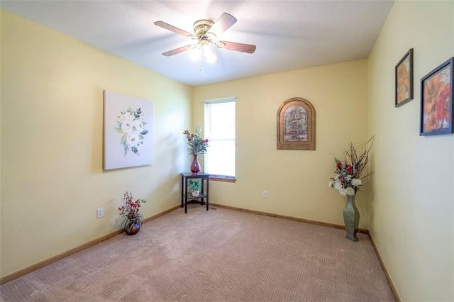 701 16th Avenue S, Greenwood, MO 64034