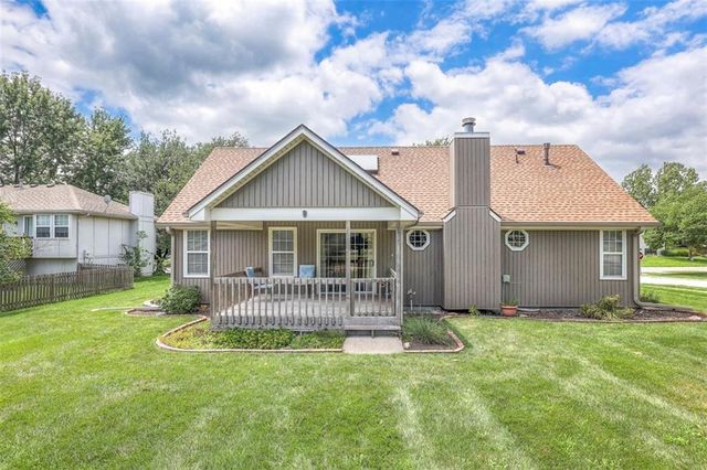 701 16th Avenue S, Greenwood, MO 64034