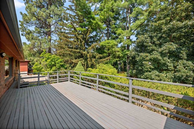 7118 N Winston Dr, Spokane, WA 99208