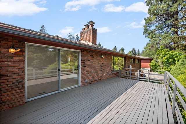 7118 N Winston Dr, Spokane, WA 99208
