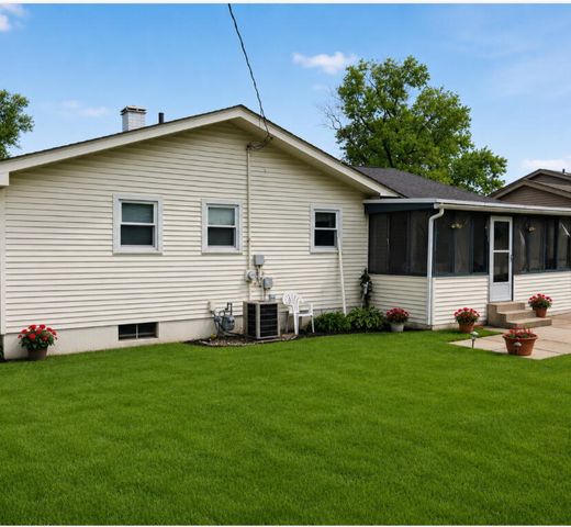 118 Minter Drive, Griffith, IN 46319