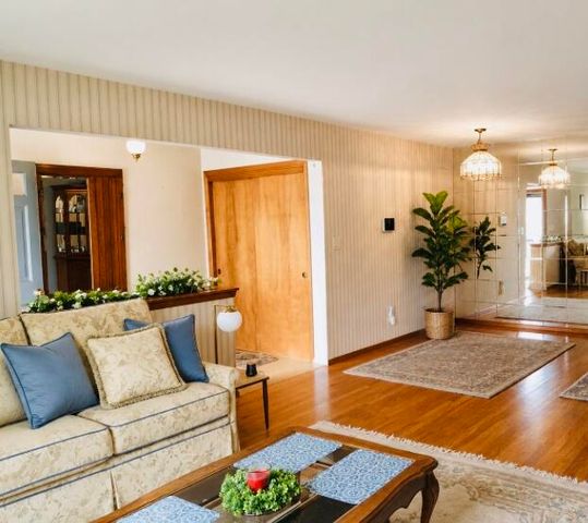 118 Minter Drive, Griffith, IN 46319