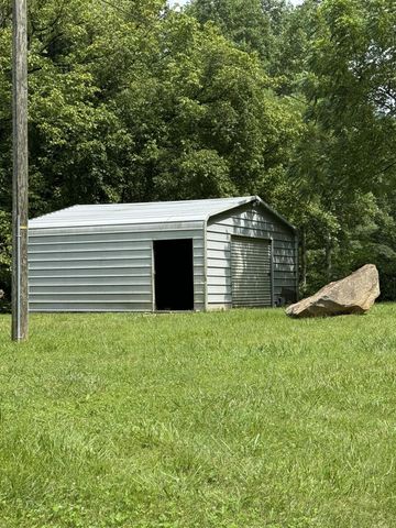 635 Salisbury Branch Road, Dema, KY 41859
