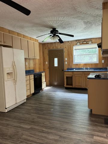 635 Salisbury Branch Road, Dema, KY 41859