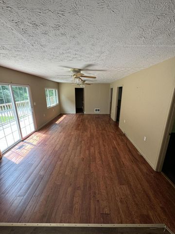 635 Salisbury Branch Road, Dema, KY 41859