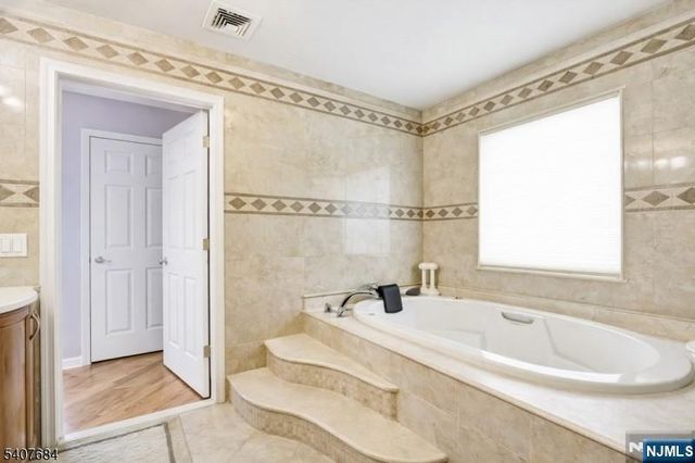 61 Carlisle Road, Wayne, NJ 07470