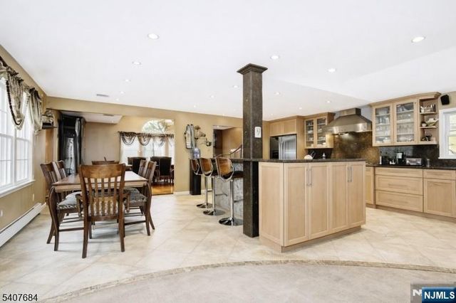 61 Carlisle Road, Wayne, NJ 07470