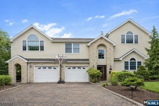 61 Carlisle Road, Wayne, NJ 07470