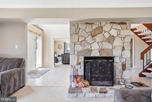 14 COUNTRY WALK, Cherry Hill, NJ 08003