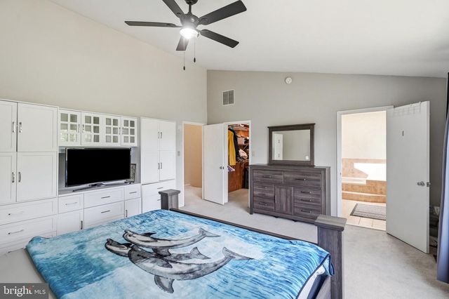 14 COUNTRY WALK, Cherry Hill, NJ 08003