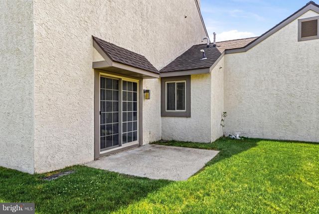 14 COUNTRY WALK, Cherry Hill, NJ 08003