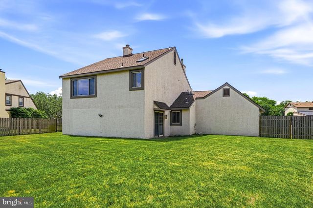 14 COUNTRY WALK, Cherry Hill, NJ 08003