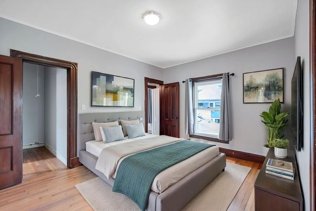 50 Wentworth Avenue, Lowell, MA 01852