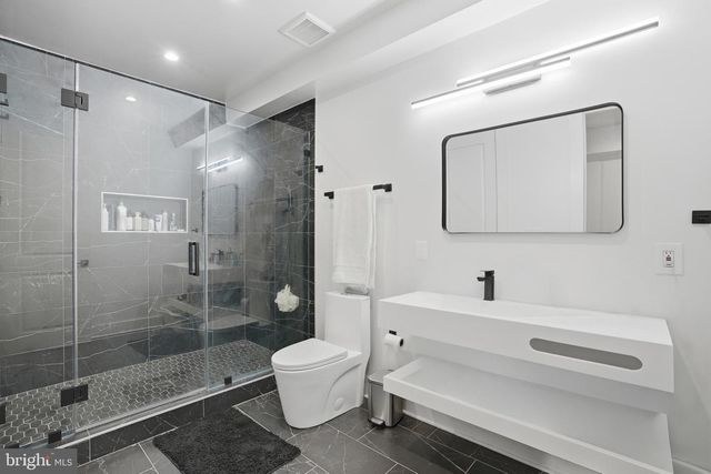 1513 OAKVIEW DR, Mclean, VA 22101